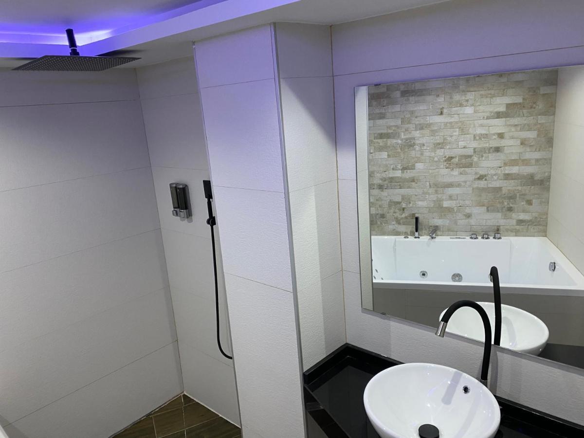 Apartamentos Las 7 Esencias Linares  Eksteriør billede